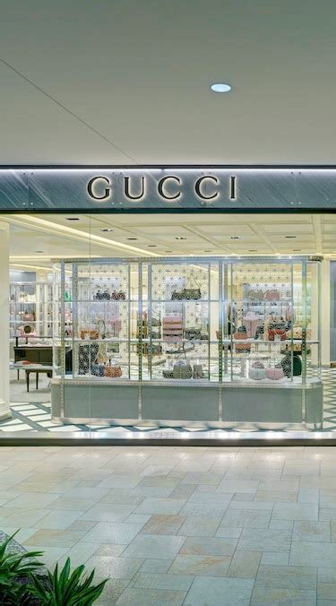 gucci westfield topanga.